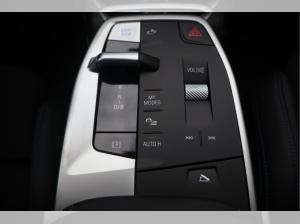 BMW iX1 xDrive30/M-Sport/Head-Up/360°/AHK/ACC/elektr.Sitze/HK/Adapt.LED