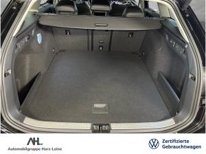Volkswagen Passat Variant 2.0 TDI Elegance DSG Matrix AHK Navi ACC Massage AreaView