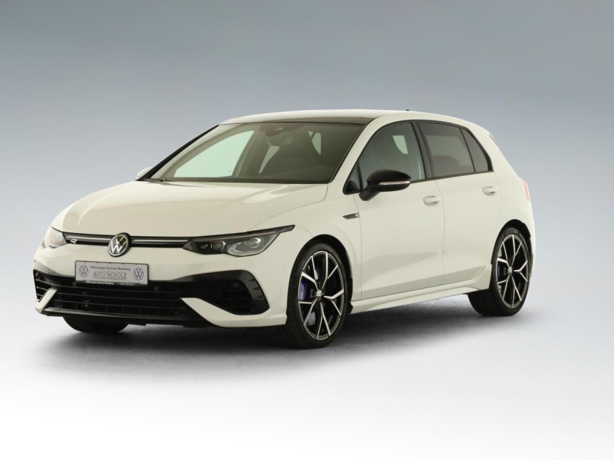 Volkswagen Golf VIII 2.0 TSI R+4MOTION+DSG+PANO+RFK+MATRIX