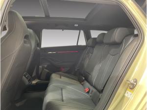 Skoda Superb Combi Sportline 2.0 TDI 4x4 AHK PANO NAVI