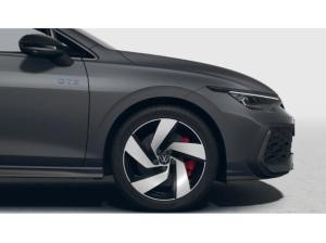Volkswagen Golf GTE 1.5l eHybrid DSG AhK Panodach Navi Leder