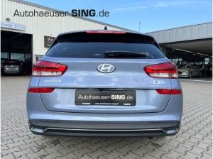 Hyundai i30 i30cw M-Hybrid Navi LED Kamera SHZ PDC CarPlay