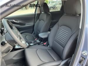 Hyundai i30 i30cw M-Hybrid Navi LED Kamera SHZ PDC CarPlay