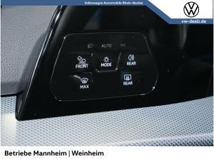 Volkswagen Golf Life 1.5 eTSI OPF DSG AHK Harman-Kardon uvm