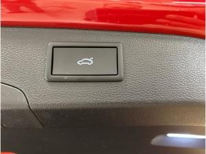 Volkswagen Passat 2.0 TDI Elegance *AHK*Matrix*ACC*360°