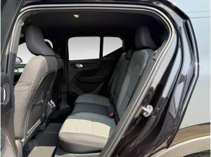 Volvo XC40 B3 Plus Black Edition+360°+HK+7.500€-Vorteil