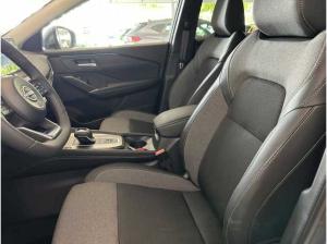 Nissan Qashqai 1.3 MHEV N-Connecta Winter-& Komfort