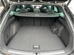 Cupra Leon Sportstourer 1.5 eTSI DSG Matrix-LED Schiebedach Sennheiser