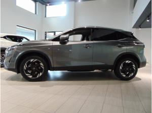 Nissan Qashqai QASHQAI N-Connecta 1.3 DIG-T Mild-Hybrid AT (B)