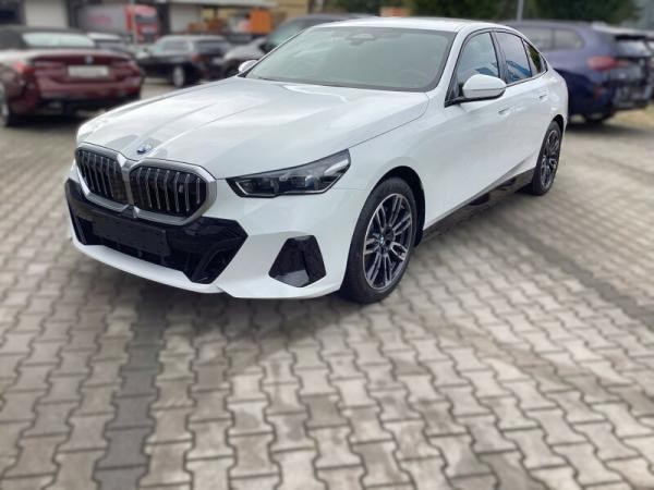 BMW i5 xDrive40 Lim. M-SPORT 0,25% Versteuerung und +25% NACHLASS -SCHNELL SEIN!!!!