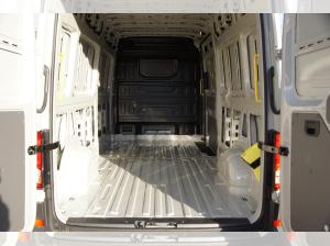 Volkswagen Crafter 35 Kasten lang Hochdach L4H3 LED ACC PDC