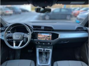 Audi Q3 advanced 35TFSI S-tronic / MMI-Navi plus, RFK