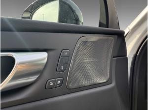 Volvo XC60 T6 Plus Dark+Neues Modell+Glasdach+Head-up