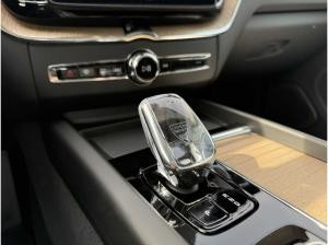 Volvo XC60 T6 Plus Dark+Neues Modell+Glasdach+Head-up