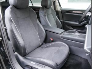 Volkswagen Passat Business 2,0 TDI 7 DSG AHK,IQ Lagerwagen !