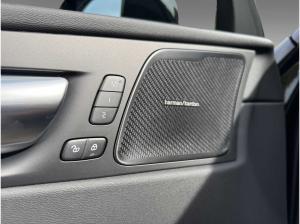 Volvo XC60 Black Edition Plus T8 AWD Plug-in Hybrid+360°+HUD+Winter