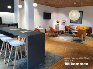 Volvo XC60 T6 Ultra Black Edition+Luftfahrwerk