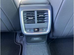 Skoda Octavia Combi Tour 2.0 TDI DSG LED NAVI DAB AHK