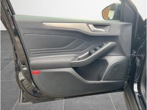 Ford Focus Titanium Edition ACC+LED+Navi