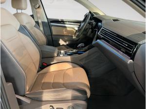 Volkswagen Touareg R-LINE 3.0TSI NP.121T ACC.5J-G.AHK.STHZG.KAMERA.NAVI.DYNAMIC.LUFT