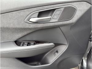 Audi Q3 SUV TFSI S tr. LED PANO 19 ACC 360 FLA ParkAss