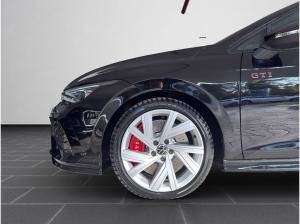 Volkswagen Golf VIII GTI Clubsport 2.0 TSI DSG PERFORMANCE