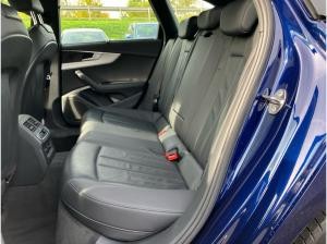 Audi A4 Avant 35 TFSI S-tronic / Navi, Tour, AHK, ACC