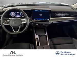 Volkswagen Passat Variant 2.0 TDI Elegance DSG Matrix AHK Navi ACC Massage AreaView