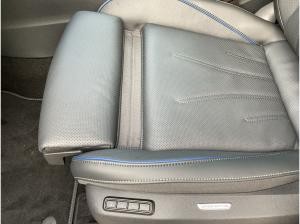 Volkswagen Tayron R-Line 2.0 TDI 4MOTION DSG AHK Pano 360°