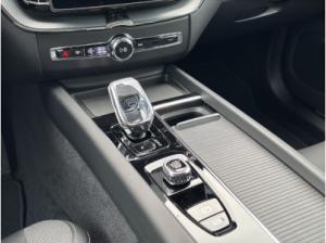 Volvo XC60 T8 Plus Black Edition/Lagom/Lichtpaket