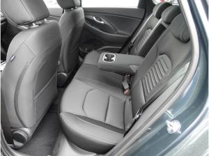 Hyundai i30 Advantage Kombi MY25 DCT Plus Paket Navi LED