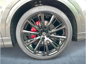 Audi Q8 SUV S line business TDI qu tiptr. PANO 23 HUD