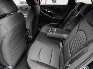 Hyundai i30 Advantage Kombi MY25 DCT Plus Paket Navi LED