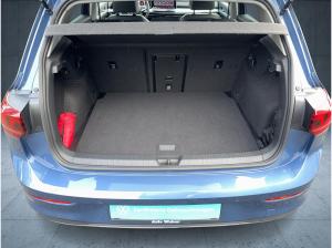 Volkswagen Golf VIII Lim. LED Plus Navi AHK