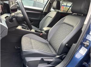 Volkswagen Golf VIII Lim. LED Plus Navi AHK