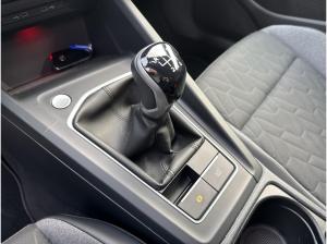 Volkswagen Golf VIII Lim. LED Plus Navi AHK