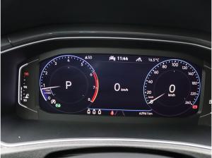 Volkswagen T-Roc Sport 2.0 TSI 4M DSG / Pano, Standh, AHK