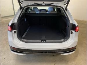 Volkswagen Passat 2.0 TDI Elegance *AHK*IQ*HuD*Innen: hell*