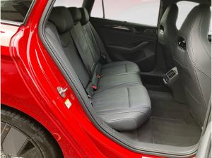 Volkswagen Passat Variant R-LINE 2.0TSI DSG 4M NP.81T ACC.5J-G.AHK.STHZG.HARMAN.KAMERA.NAVI