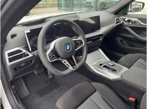 BMW i4 eDrive40 M Sport || 360° Head-Up ACC