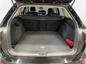 Volkswagen Golf VIII Variant GOAL 1.5 eTSI DSG 360 ACC AHK