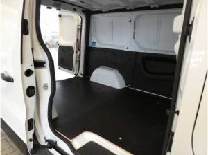 Nissan Primastar L1H1 2,8 Acenta + Laderaumboden