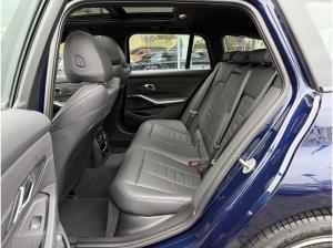 BMW 330 e Touring M Sport //Stop&Go AHK FACELIFT