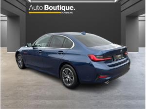 BMW 318 d ADVANTAGE (150 PS) /LIVE COCKP./LED/NAVI/KLIMA/SHZ/ASSISTENZ/RFK UVM.