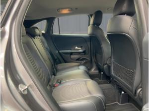 Mercedes-Benz GLA 180 d STYLE AUTOMATIK LED NAVI KAMERA
