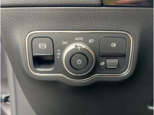 Mercedes-Benz GLA 180 d STYLE AUTOMATIK LED NAVI KAMERA