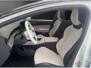 Volkswagen ID.7 PRO S 286PS AHK BLACK STYLE PANO