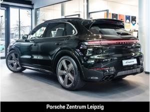 Porsche Cayenne Turbo E-Hybrid FnW dunkelolive PDCC Burmester SportDesign