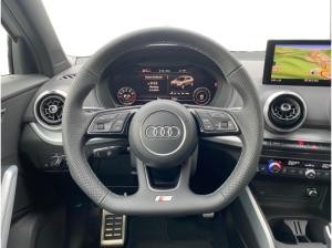 Audi Q2 S-LINE (2X) 35TFSI S-TRONIC NAVI RÜFA SHZ 18'' KOMFORTPAKET PLUS ASSISTENZP.PARKEN