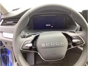 Skoda Octavia Combi Selection 1.5 TSI DSG AHK/MATRIX